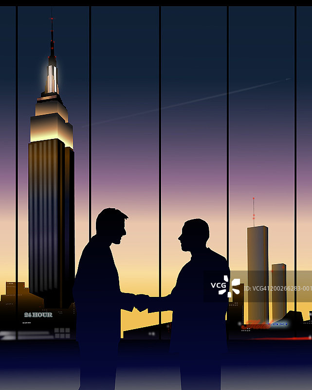 两位商人握手，背景是城市天际线（黄昏）图片素材