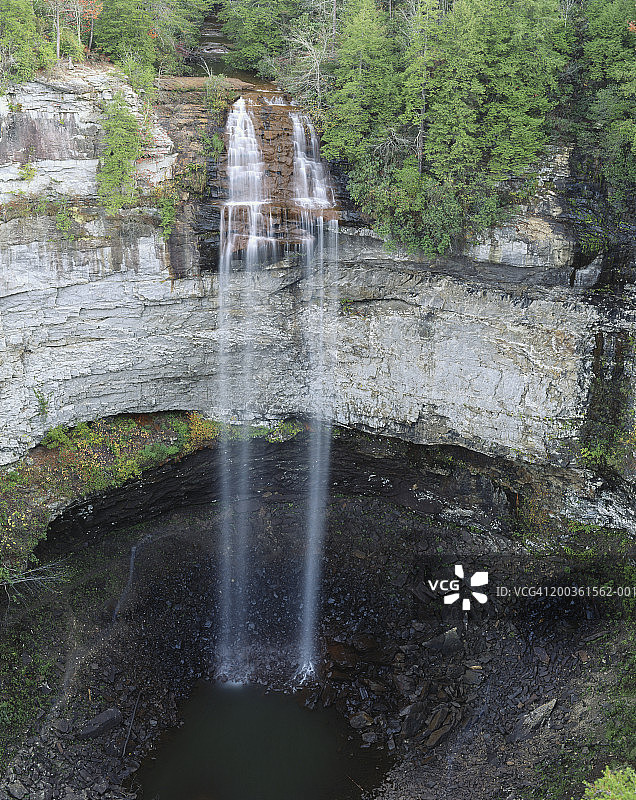美国田纳西州秋溪瀑布州立公园：秋溪瀑布图片素材