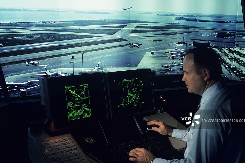 模拟波士顿洛根机场新控制航站楼的机场控制塔图片素材