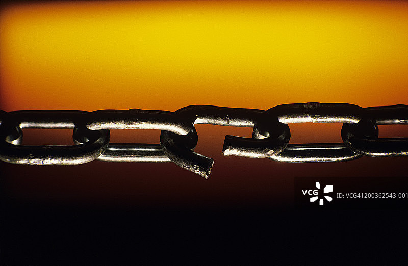 断裂链环特写图片素材