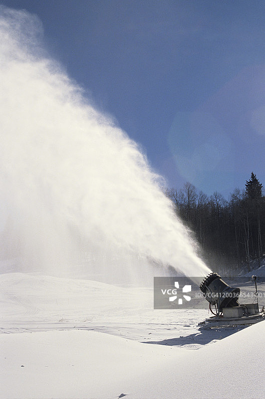 科罗拉多州特柳赖德的造雪机图片素材