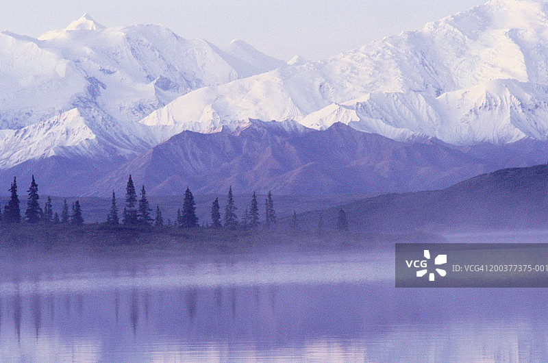 美国，阿拉斯加，德纳里国家公园，德纳里山，奇迹湖图片素材