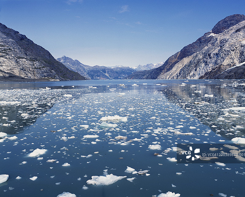 美国阿拉斯加州冰川湾国家公园约翰斯·霍普金斯海湾图片素材