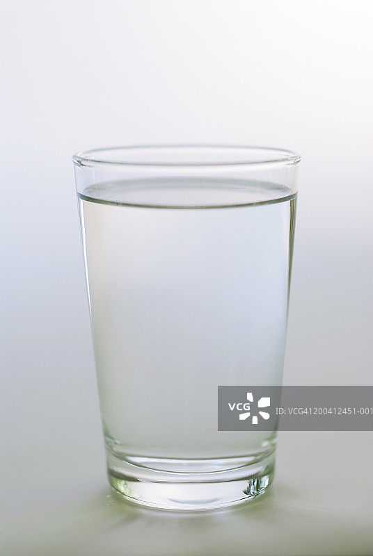 一杯水图片素材