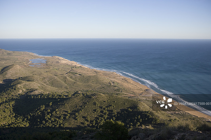 西班牙穆尔西亚卡尔布兰克自然保护区海岸线图片素材