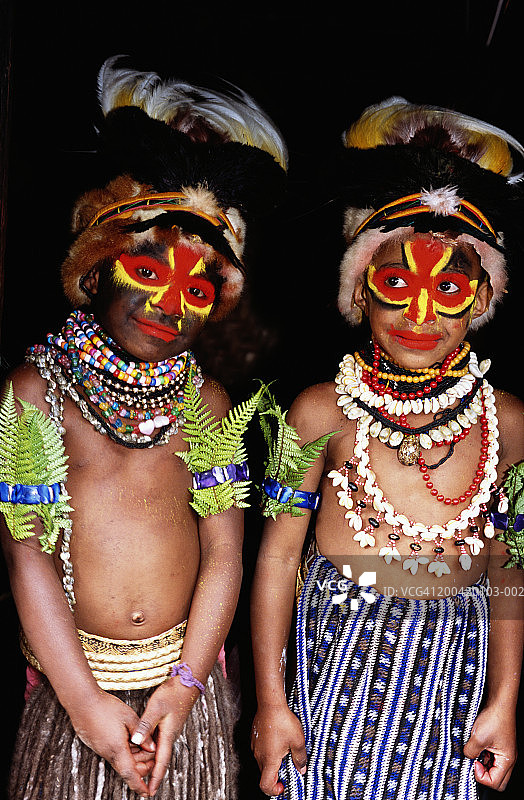 巴布亚新几内亚文化展上的儿童图片素材