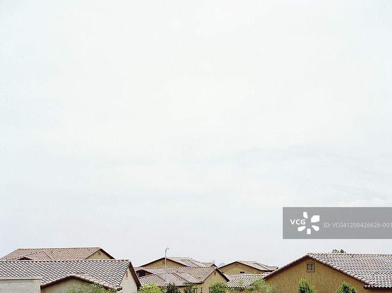 郊区住宅区的屋顶特写图片素材