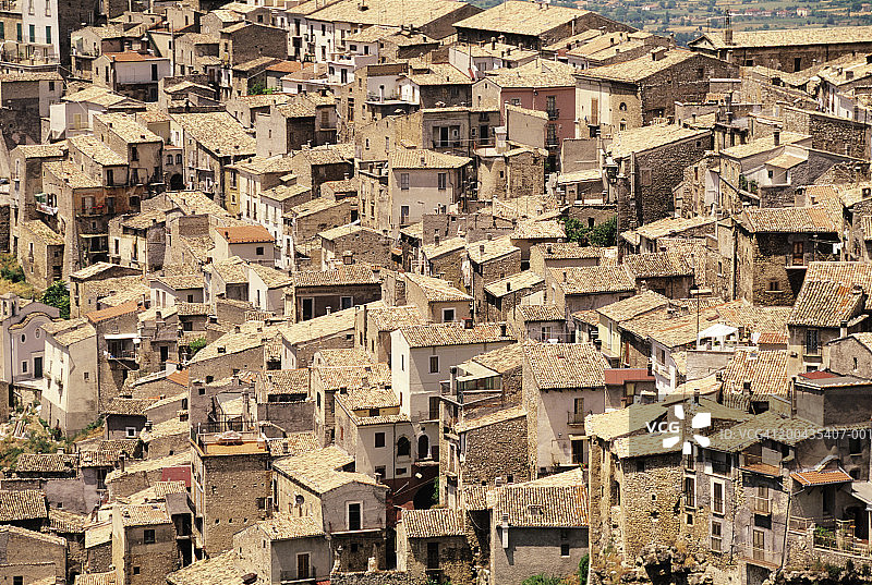 意大利阿布鲁齐帕琴特罗城镇风光鸟瞰图片素材