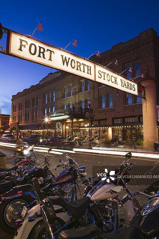 美国德克萨斯州沃斯堡牲畜围栏区黄昏街景图片素材