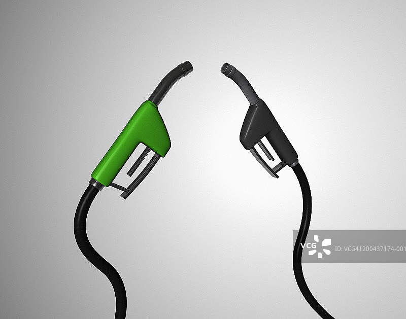 两个无铅和柴油燃料加油泵（数字合成图）图片素材