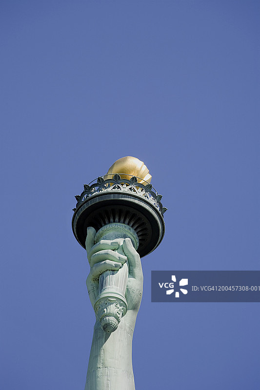 美国纽约市纽约港：自由女神像图片素材