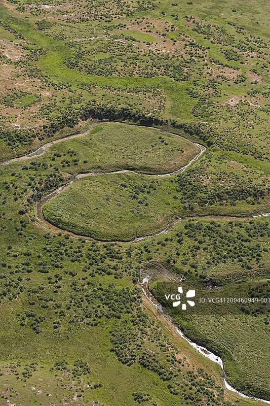 美国怀俄明州谢里丹蜿蜒小溪景观航拍图片素材