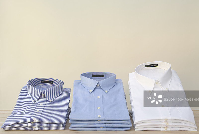 成堆的衬衫图片素材
