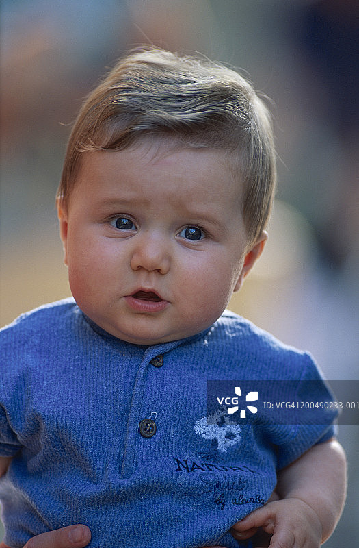 男婴（18-21个月）肖像图片素材