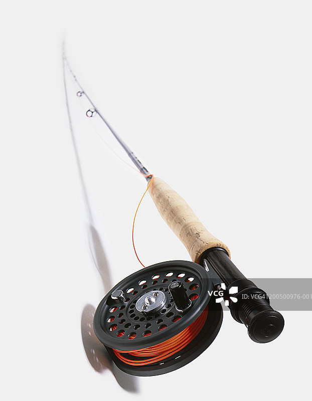 带红线的鱼竿和渔线轮图片素材