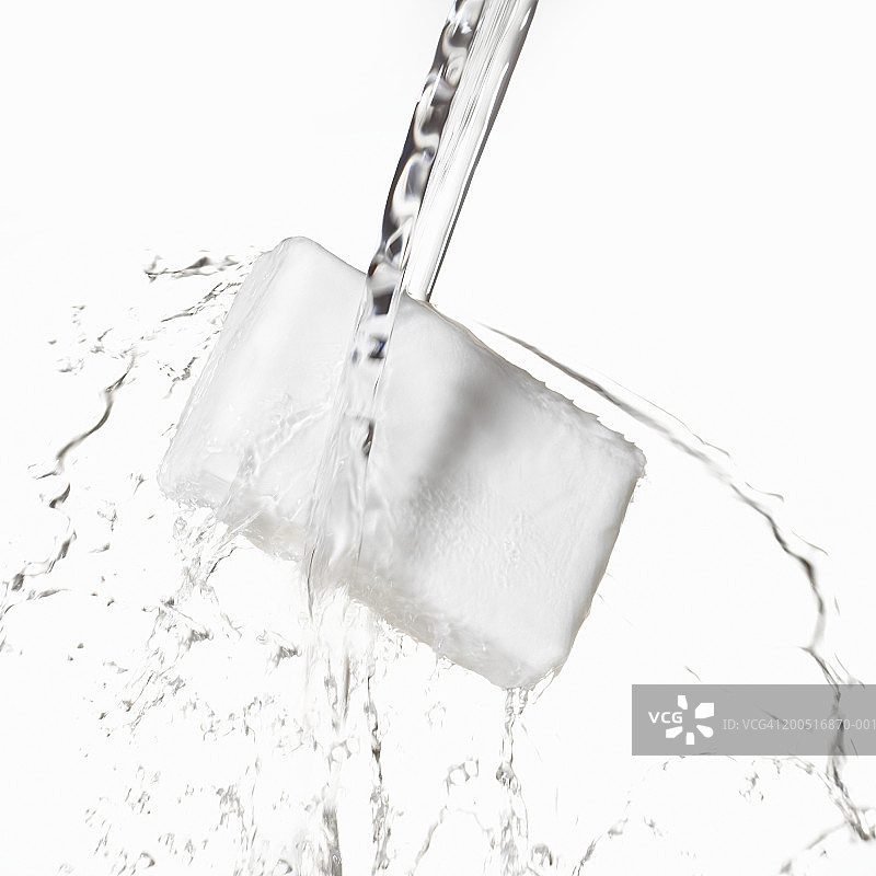 肥皂上的水花图片素材