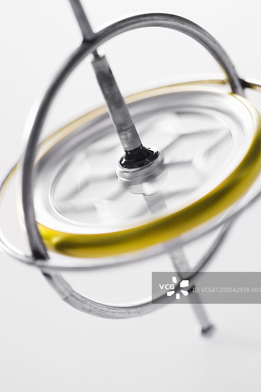 旋转的陀螺仪特写（模糊运动）图片素材