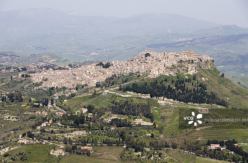 意大利西西里巴勒莫Calascibetta鸟瞰图片素材