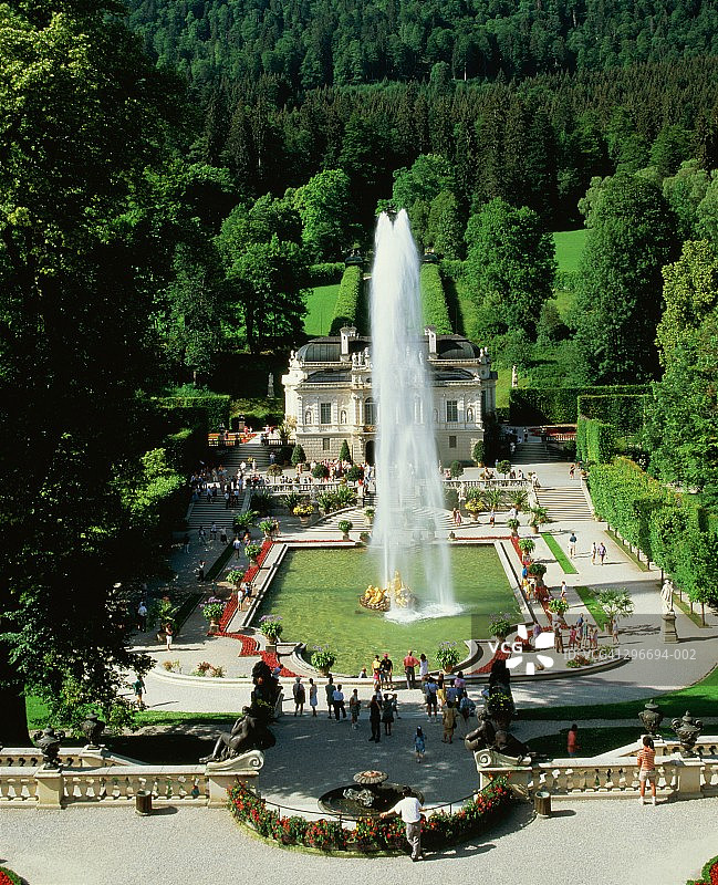 德国巴伐利亚林德霍夫城堡与花园图片素材