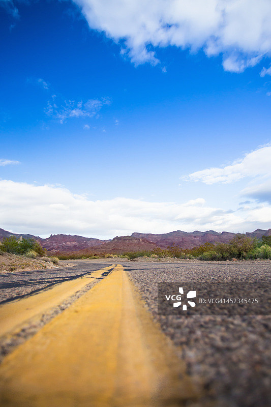 内华达66号公路上的道路图片素材
