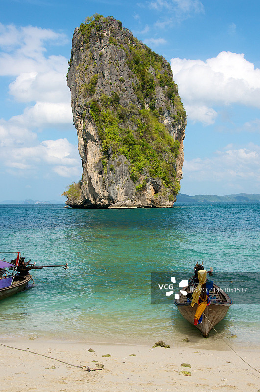 阁波达岛孤独的岩石图片素材