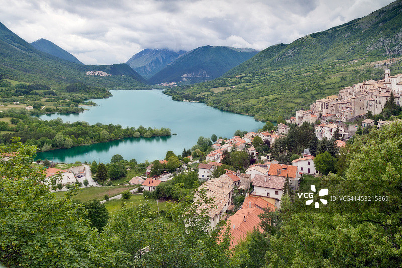 巴雷亚湖图片素材