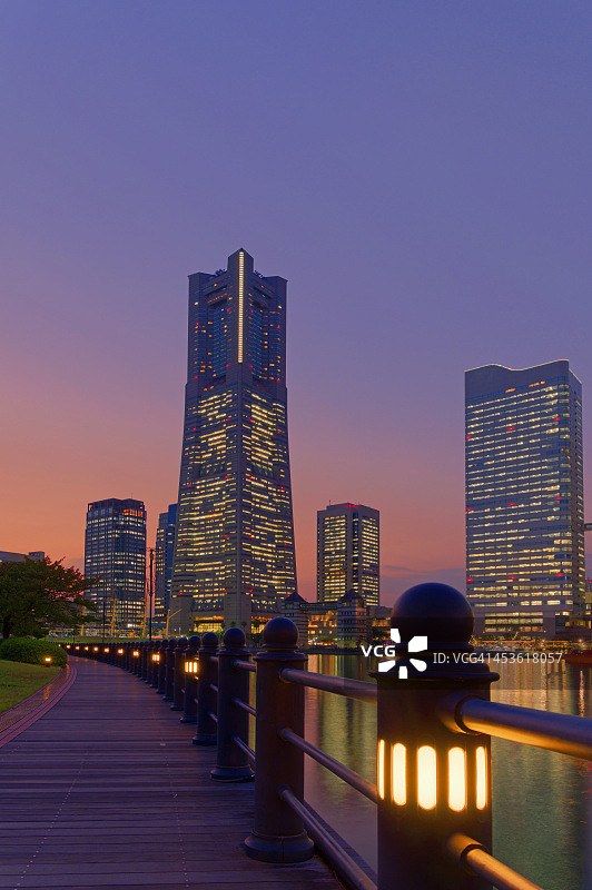 日本横滨地标大厦图片素材