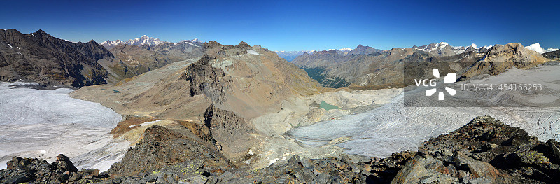 正在萎缩的冰川图片素材