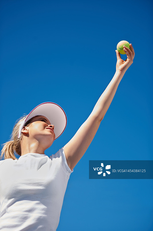 击败对手图片素材