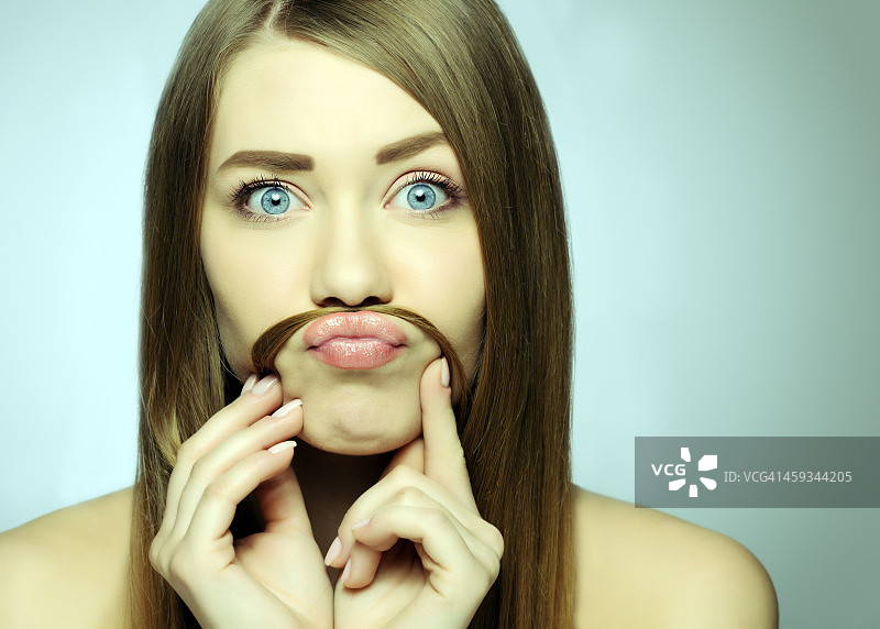 “Movember”造型图片素材