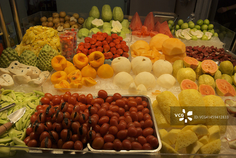 士林夜市售卖的新鲜水果图片素材