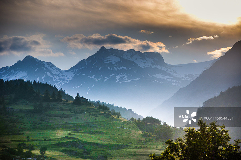 上莫里耶讷风光图片素材
