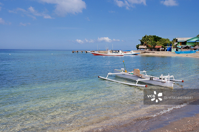 松巴哇莫约岛的拉布安阿吉海滩图片素材