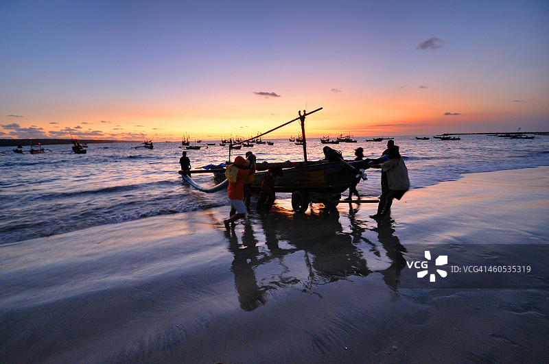 巴厘岛金巴兰海滩图片素材