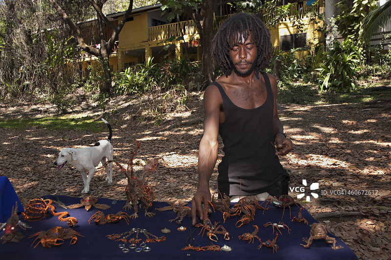 展示商品的当地工匠图片素材