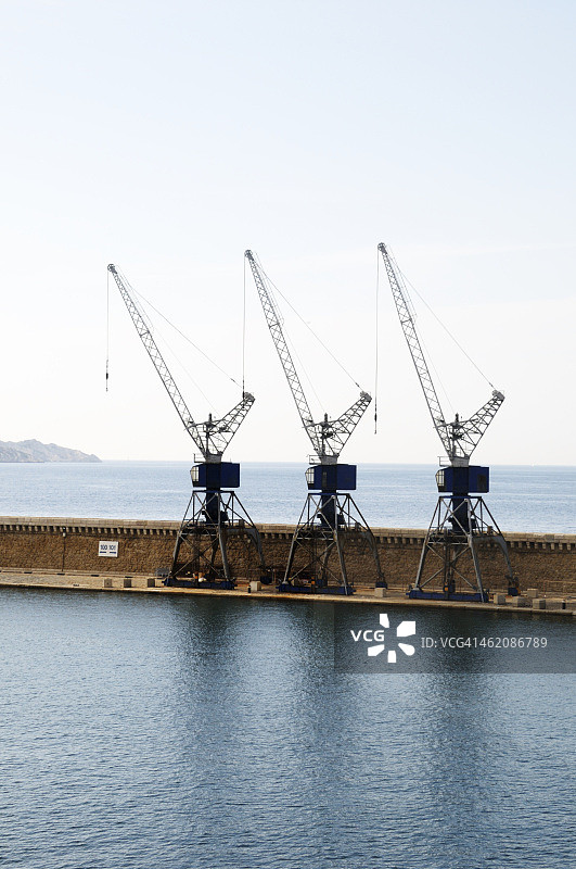 马赛港口的 Crane图片素材