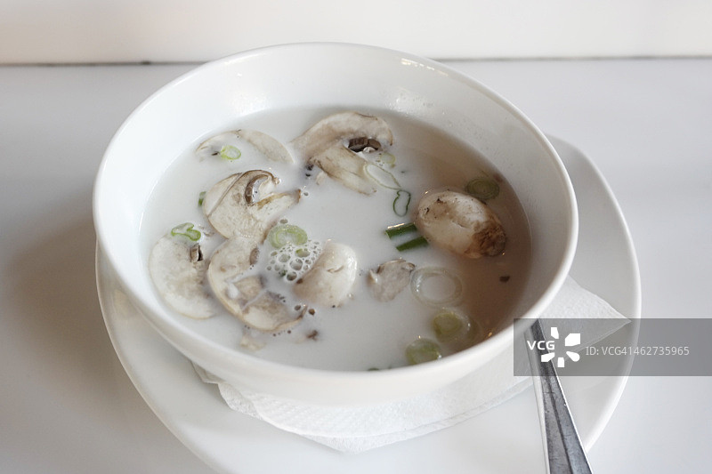 泰式椰奶蘑菇汤图片素材