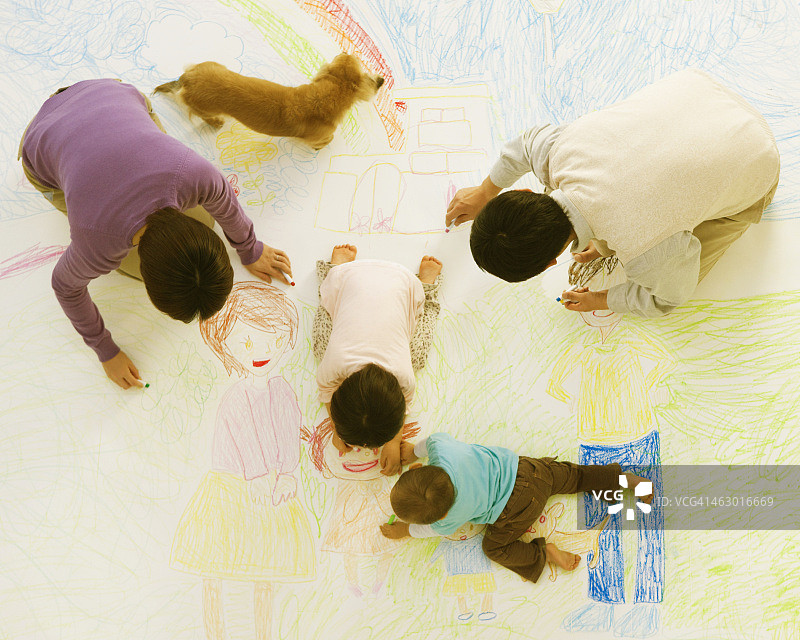 家庭绘画肖像图片素材