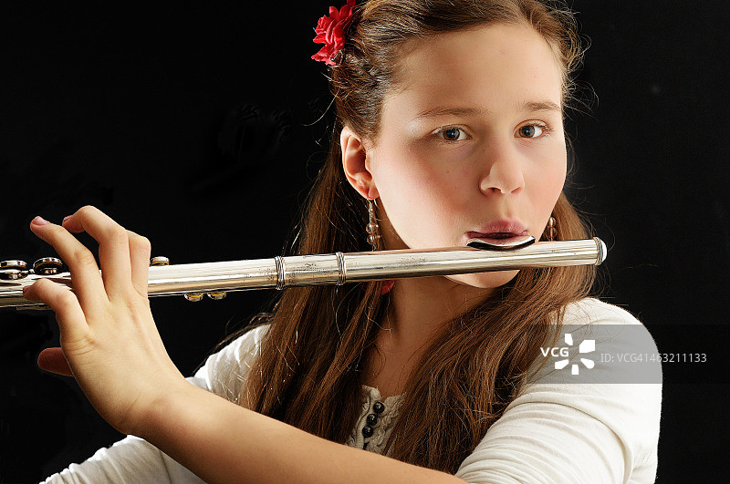 闪亮的银笛图片素材