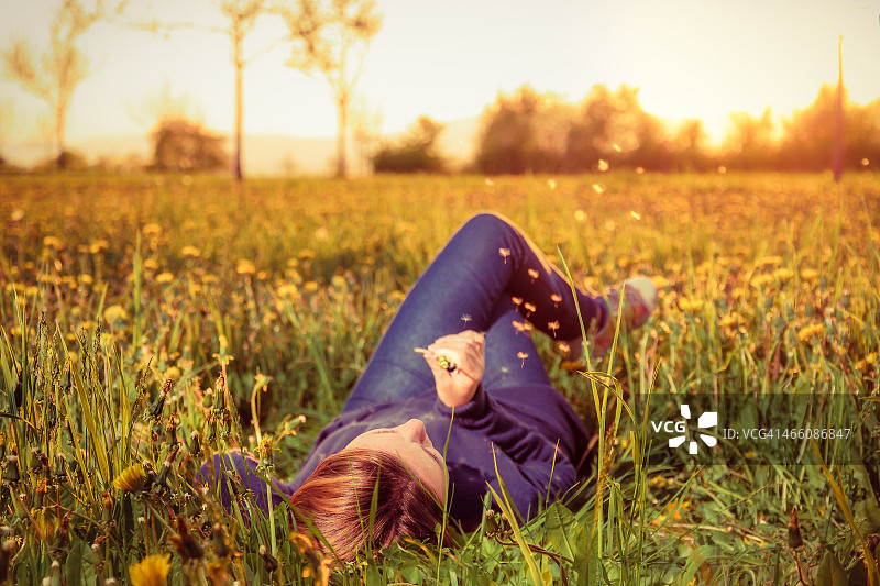 飞翔的梦图片素材