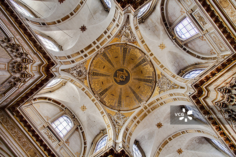 巴黎圣路易岛教堂图片素材