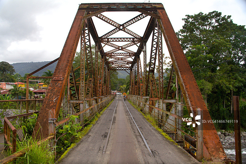 哥斯达黎加图里亚尔瓦的桥梁图片素材