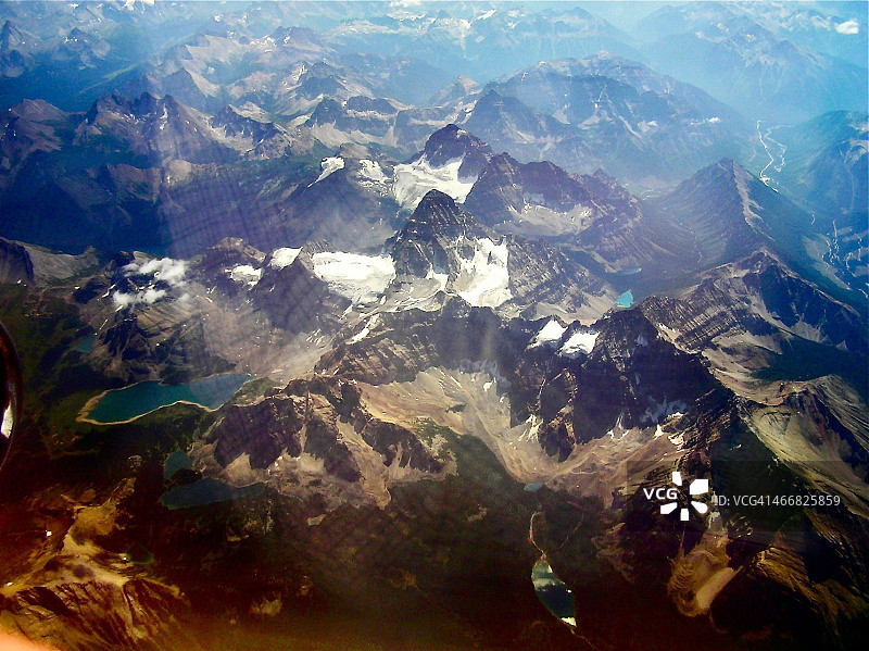 阿西尼博因山，加拿大落基山脉图片素材