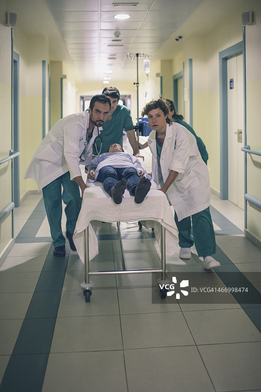 急诊病人图片素材