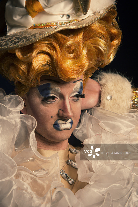 丑姐妹05图片素材