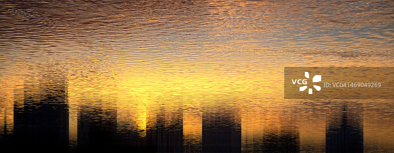 梅里特湖高层建筑的倒影图片素材