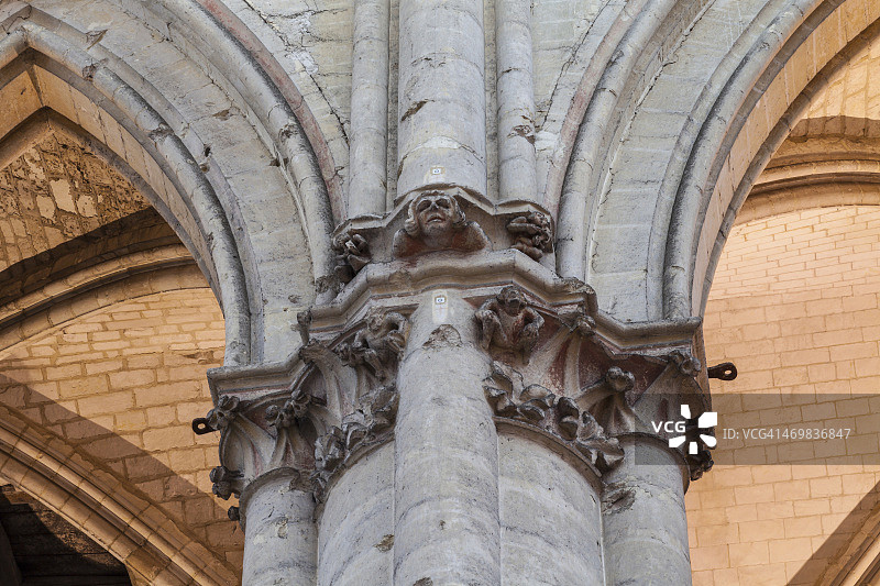 博韦大教堂唱诗班的柱头图片素材