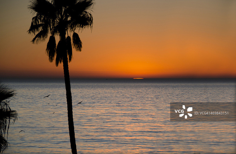 圣克莱门特海边日落图片素材