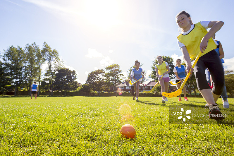 “我把这个装在袋子里了！”图片素材