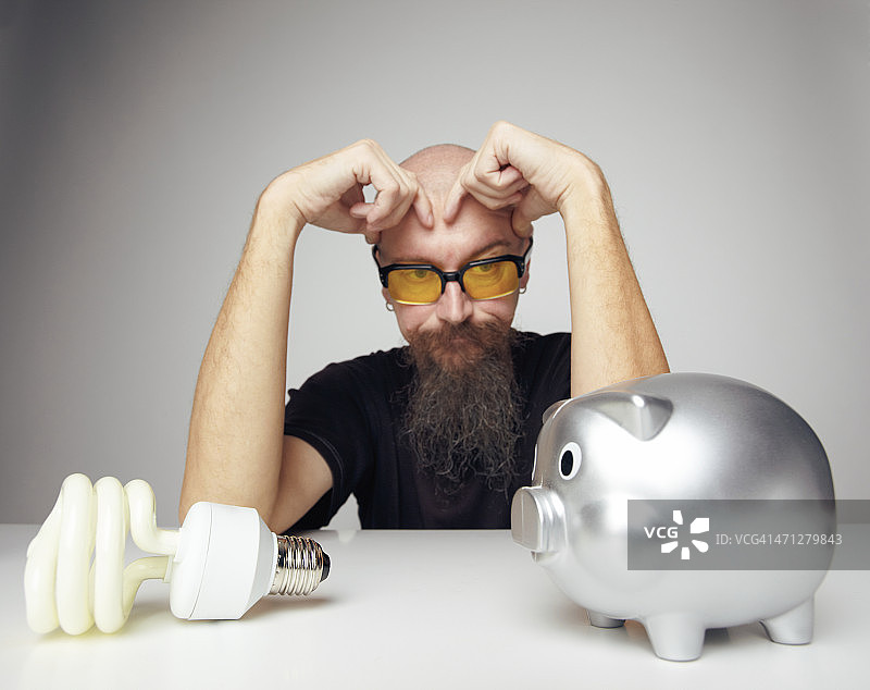 节能灯泡图片素材